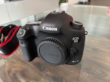 Canon EOS 5D Mark 3 + battery grip