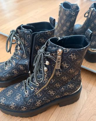 GUESS Fearne Anfibi Donna 8.5M US - 39 EU