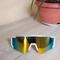 Occhiali sport ultraleggeri 