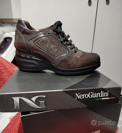 Sneakers donna NeroGiardini
