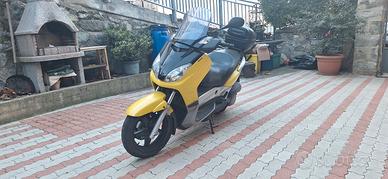 scooter Yamaha X-MAX 250