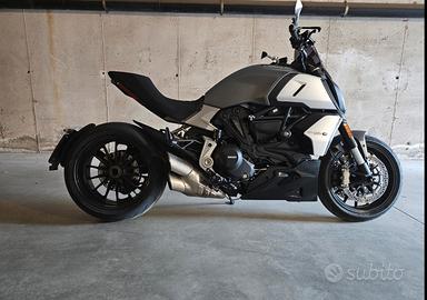 Ducati Diavel 1260 Sandstone Gray