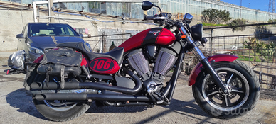 Moto custom victory Polaris indian