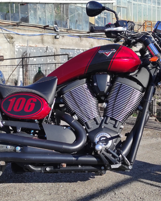 Moto custom victory Polaris indian