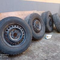 Gomme 4stagioni Honda Hr-V '01 chiodate 195.70r15c