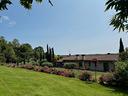 incantevole-villa-immersa-nel-verde
