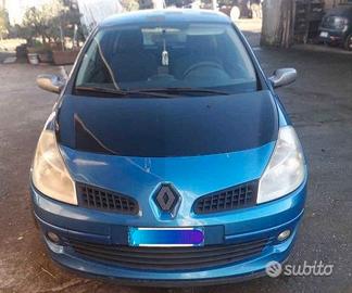 Cofano Clio 3