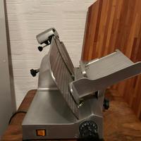 AFFETTATRICE PROFESSIONALE