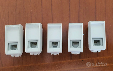 5 prese RJ11/RJ45 BTicino Light N4258/11N