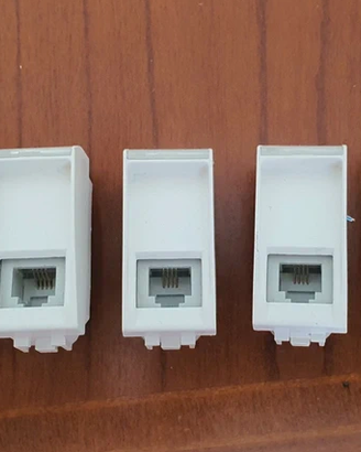 5 prese RJ11/RJ45 BTicino Light N4258/11N