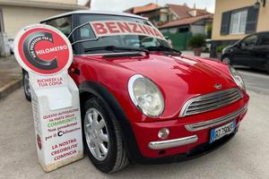 Mini Cooper 1.6 benzina Anno 2002