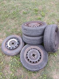 4 pneumatici 185/60/R14 fiat Punto con cerchi + ru
