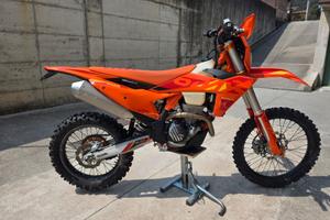 KTM 350 six days 2025