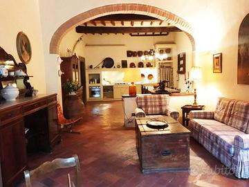 Appartamento di 123 m² con 4 locali a Castellina i
