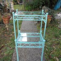 coppia di tavoli da giardino in ferro battuto