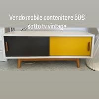mobile  sotto tv 50€