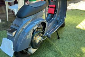 Vespa 50 special ellezeta