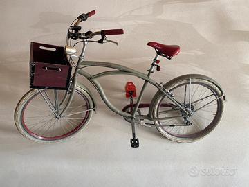 Bici cruiser Honolulu con cassetta in legno