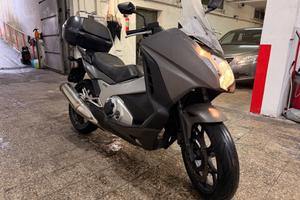 Honda Integra 750 IN PERFETTE CONDIZIONI