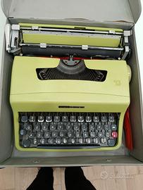 macchina da scrivere 