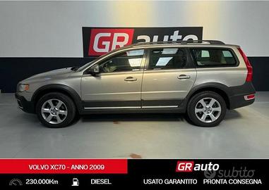 Volvo XC70 2.4 d5 Momentum awd 185cv