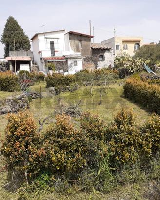 Casa Semindipendente - Piedimonte Etneo