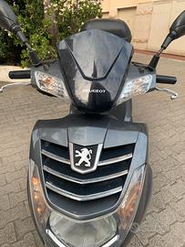 Peugeot Lxr 200