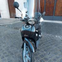 Scooter Aprilia Scarabeo 100
