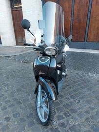 Scooter Aprilia Scarabeo 100