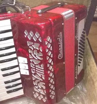 Fisarmonica 48 bassi Italiana