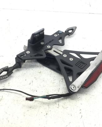 BENELLI LEONCINO 800 PIASTRA PORTATARGA LUCE E FRE