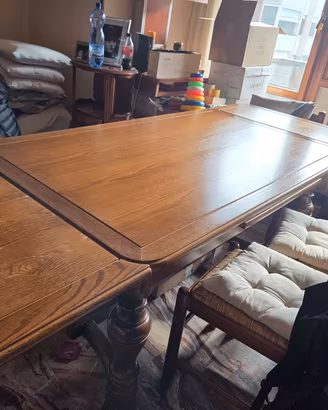 credenza e tavolo in noce