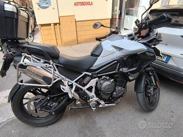 Triumph Tiger 1200 GT