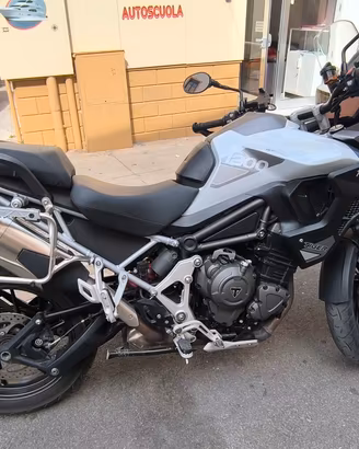 Triumph Tiger 1200 GT