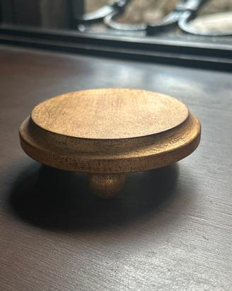 Appoggia vaso in legno dorato