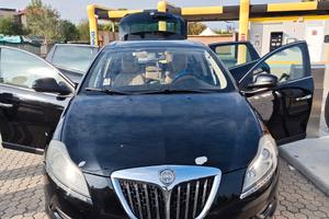 Lancia Delta Platino