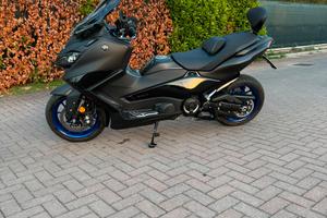 Tmax 560