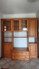 Parete attrezzata in legno massello 
