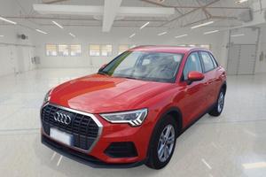 AUDI Q3 35 TDI S tronic Business