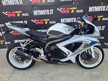 SUZUKI GSX R 600 Video 360