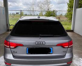 Audi a 4 avant 2018 150cv