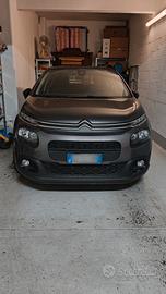 Citroen C3 del 2020 grigio canna di fucile