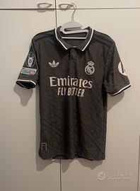 maglia real madrid bellingham versione giocatore