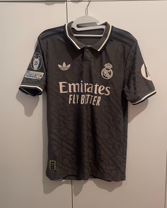 maglia real madrid bellingham versione giocatore