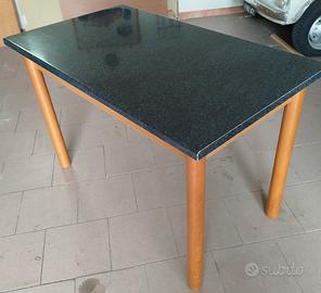 Tavolo cucina 
