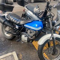 Suzuki van van 200
