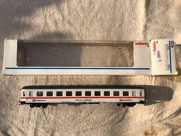 trenini MARKLIN vagone letti DB 4232