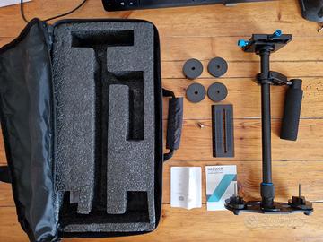 Stabilizzatore manuale Neweer (Steadycam)