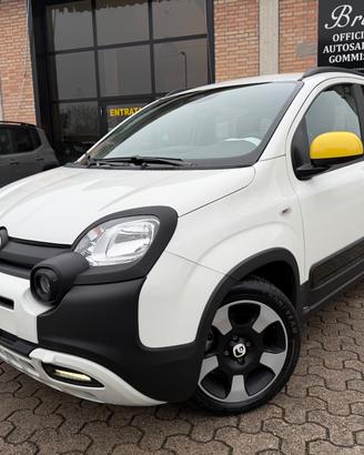 Fiat Panda 1.0 FireFly S&S Hybrid Pandina