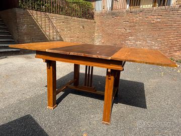 Tavolo quadrato allungabile in legno